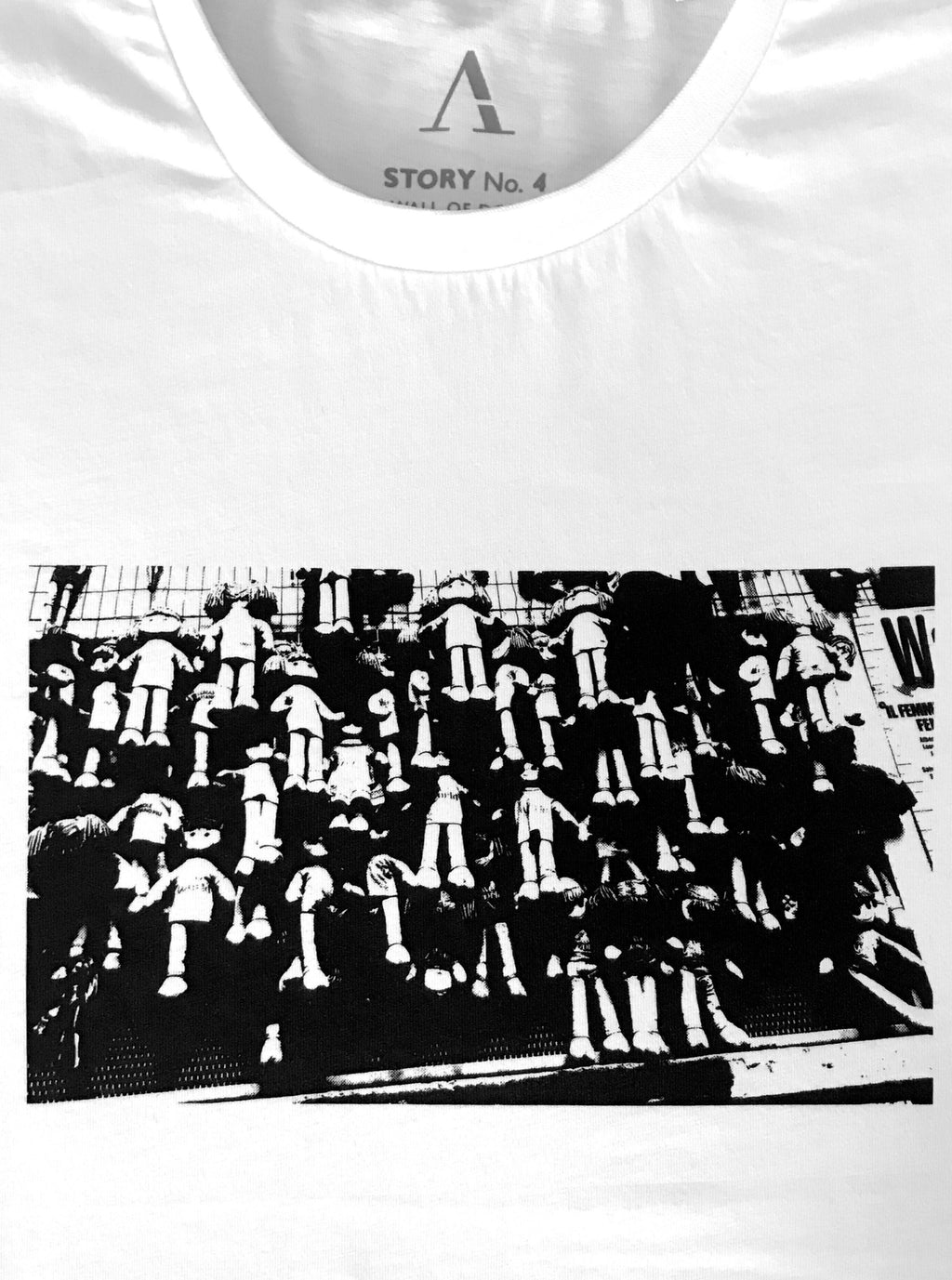 STORY NO. 4 WALL OF DOLLS /T-shirt - Men